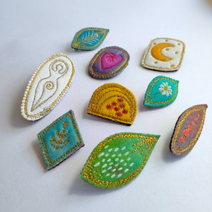 Embroidered poetic brooch, textile jewel, embroidered brooch in painted fabric and gold thread, moon/heart/flower symbols #5