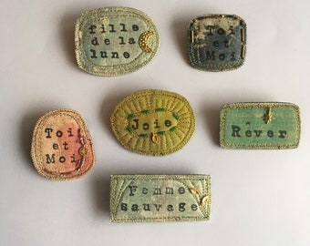 Poetic textile brooch "The sweetness of words", textile jewel, brooch embroidered in fabric and felt of your choice #3