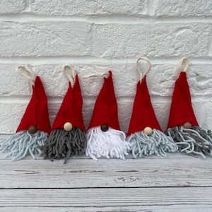 Ein Weihnachtszwergset - Weihnachtswichtel - Weihnachtsgonk zum selbst basteln