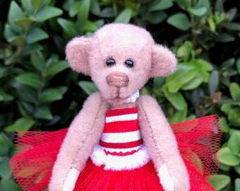 Kristy | Ballerine Bear | Ours en peluche miniature de collection
