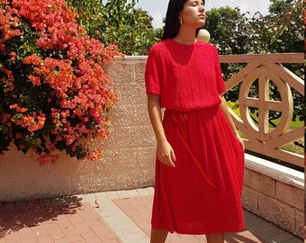 Red Vintage dress, Pleated dress, Belted dress, Short sleeved dress, Evening dress, Elegant dress, Wedding guest dress,Size M,Below the knee