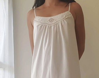 Vintage lingerie, Underwear, Womens lingerie, Ivory lace, Babydolls, Nightgown, vintage slip, Sheer sleepwear, Sexy nightie,Lace slip,Nighty