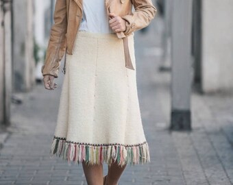 Vintage 70's Knitted Wool skirt, Below the knee Winter Fringe skirt, Knit Hand made Boho chic off white Skirt, Wool Warm Size M skirt