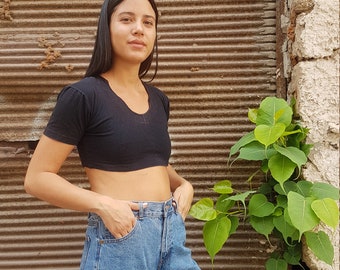 Vintage 70's Womens Black Crop Top, Short Sleeved Boho Hippie Timeless Crop Top, Tshirt Black Cotton Daily Cofmy Shirt, Deep Round Neck