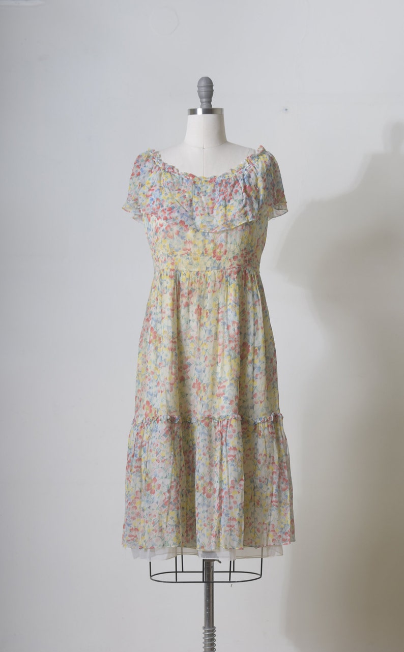 Vintage 60's Floral Dress, Womens Silk Floral Summer Off The Shoulder Dress, Size M Rubber on waist Beach Dress With Lining Timeless image 3