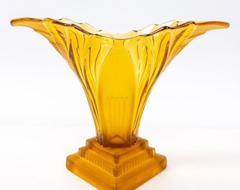 Giftable for that Collector Fan-Shaped Flower Vases Two Vintage AmberBrown Hand Blown Handblown
