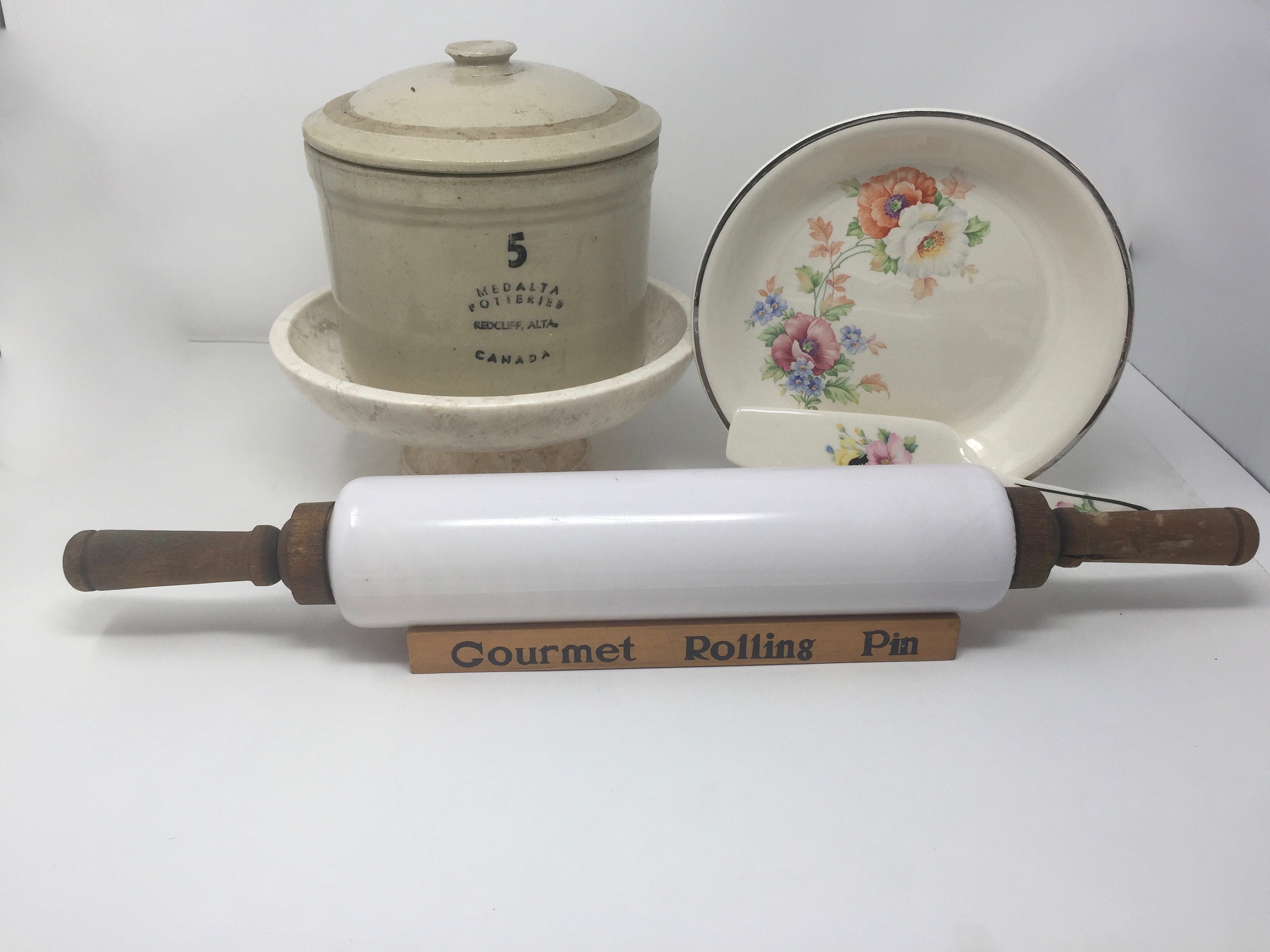 Portrait Blind faith Typical 21 Rolling Pin vintage Imperial White Milk Glass - Etsy