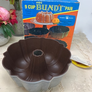 Vintage Nordic Ware Bundt-Lettes Mini Bundt Cake Pan Northland