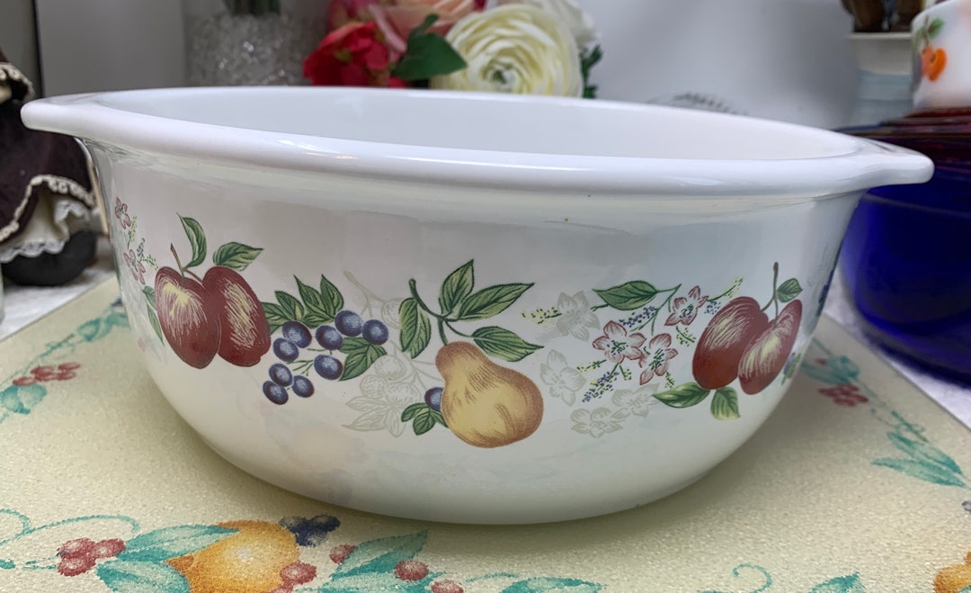 2.5 Quart Chutney Corelle Coordinates Casserole, Chutney Fruit