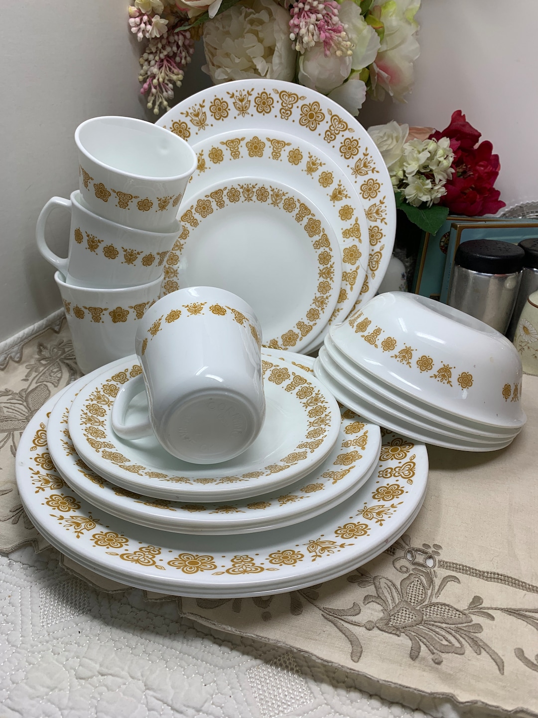 Butterfly Gold Corelle by Corning, 20 Pieces Piece Place