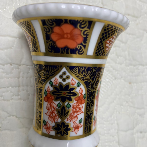 Royal Crown Derby Old Imari 1128 Miniature Vase, Spill Vase Spill Holder Trumpet Form, Date Cypher 1988,  Vintage Collectable