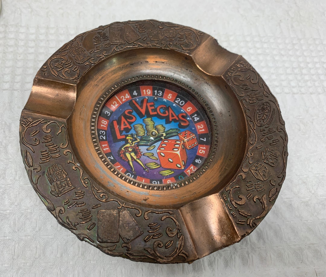 Vintage 1978 Las Vegas Roulette Wheel Copper Ashtray Souvenir Embossed