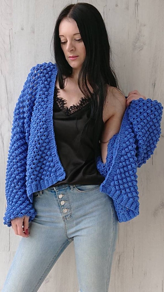 chunky knit cardigan short