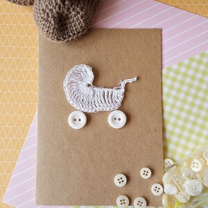 Crocheted nueva tarjeta de bebé / Crocheted Buggy card / Newborn Pram Card / Crocheted Stroller Card / Crochet Newborn Card / Kraft newborn Card