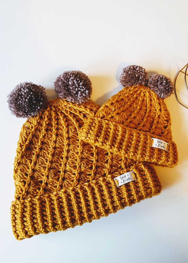 Child bobble Hat Gift Set Mummy /& Me Woolly hat set Mommy and Me Hat Duo Mini and Me Pair of Hats Baby and Me Handmade Hat Adult