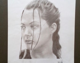 Dessin de portrait original de Lara Croft.