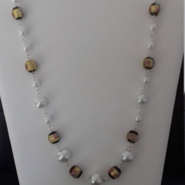 Collier de perles, fantaisie, original, fait main, pour femme.
