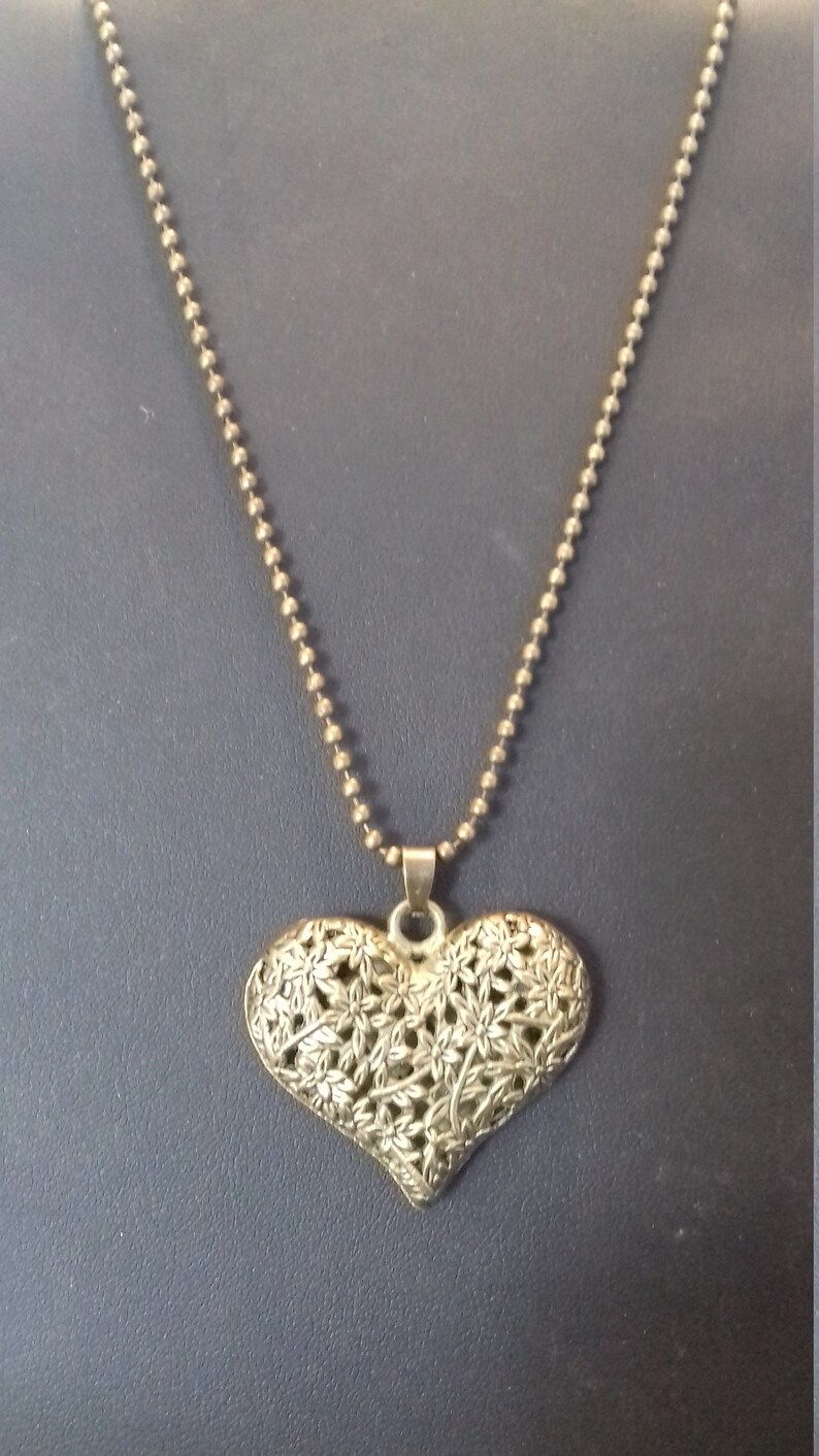 Fancy necklace, original, handmade for women. image 1