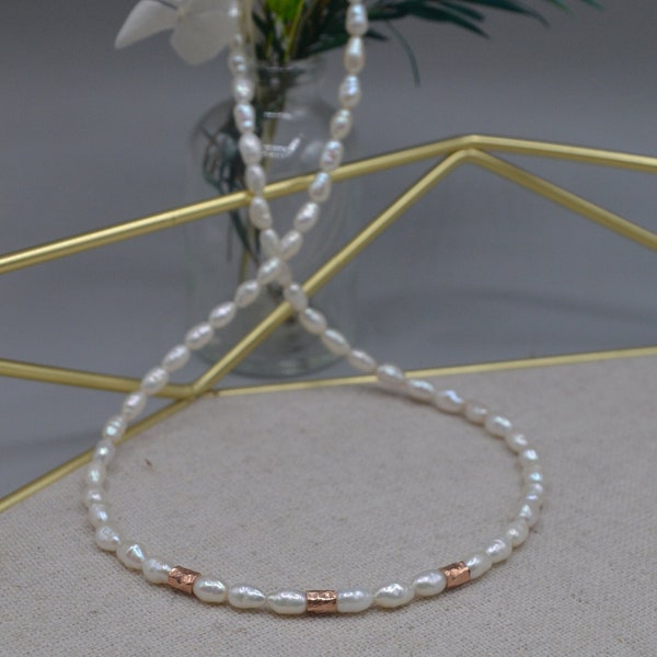 Delicate pearl necklace, 18 kt gold plated 925 silver, light pearl choker, minimal necklace, white pearl, thin choker, Italy