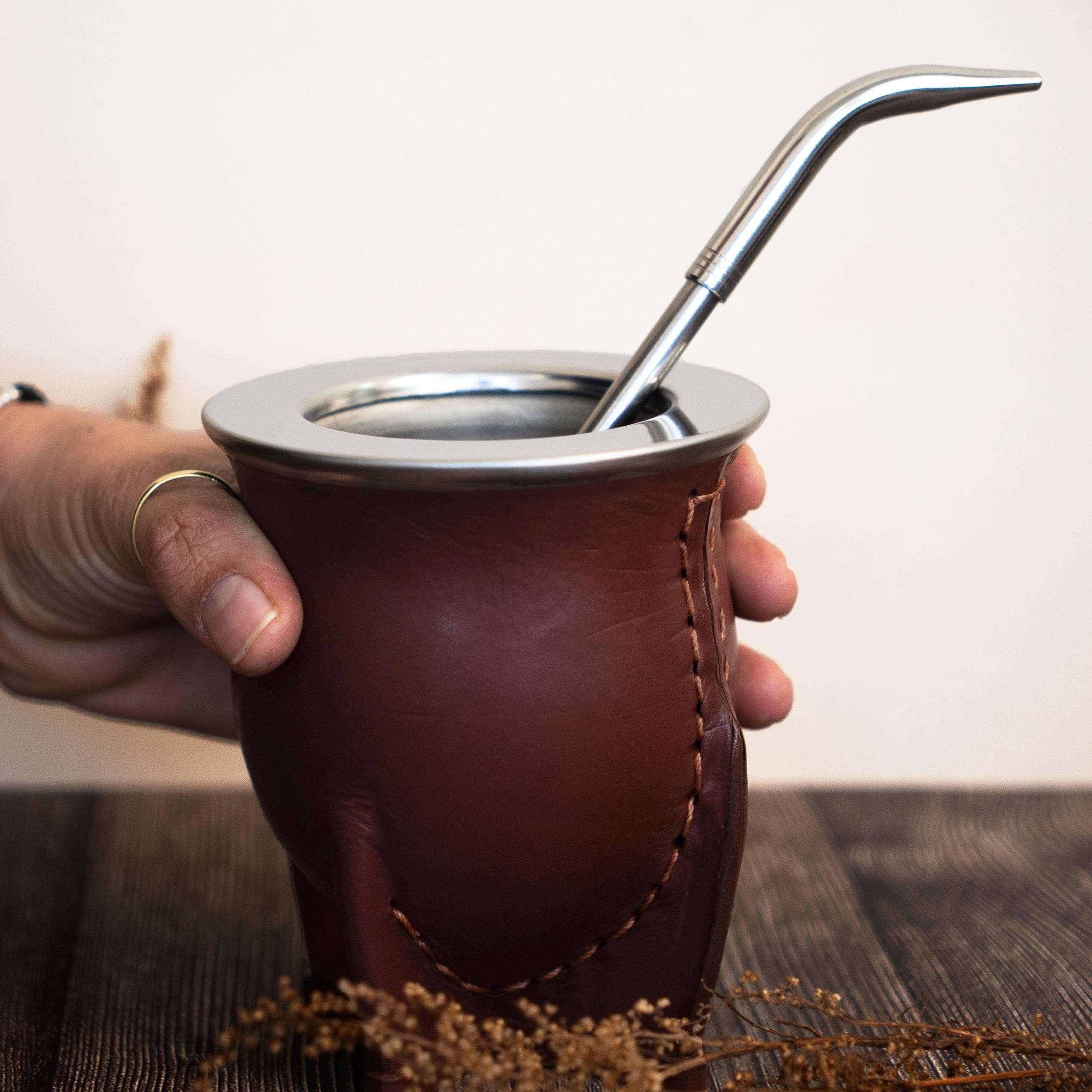 マテ壺　CAMIONERO PREMIUM RED Mate Camionero Inox, Leather Mate Cup , Argentinian Mate, Yerba
