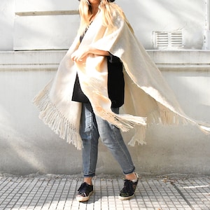 Llama Wool Knitted Shawl Poncho, Unisex Argentinian Ruana, Handknitted Poncho