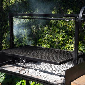 Argentinsk Iron Santa Maria Grill handgjord i Buenos Aires