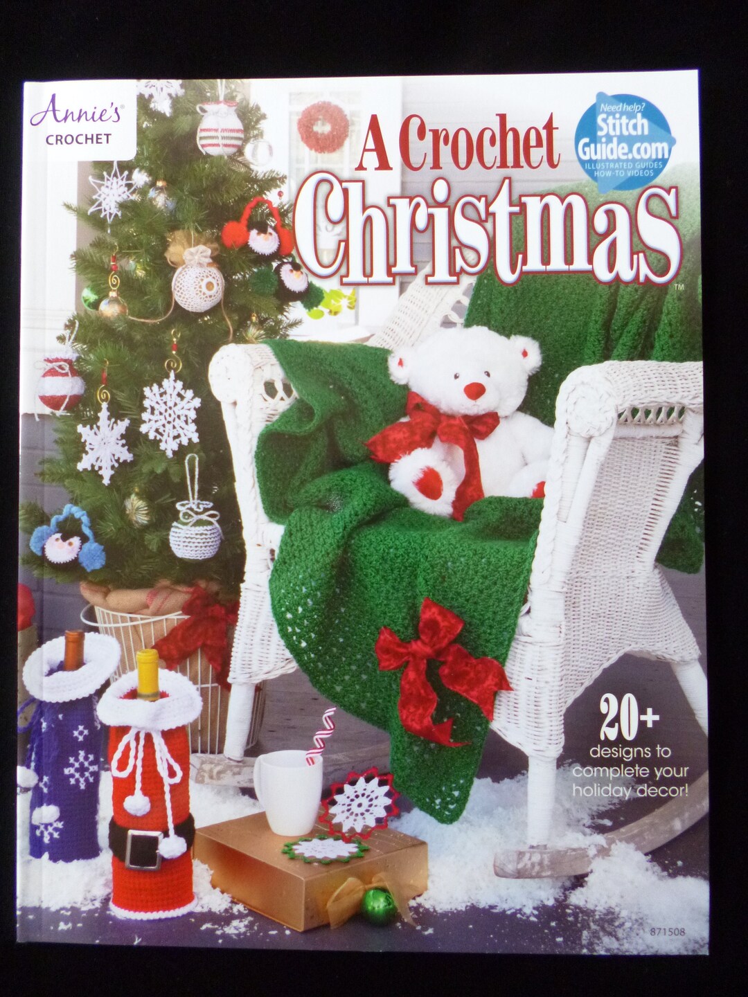 A Crochet Christmas Crochet Pattern Book of Over 20 Designs to Complete