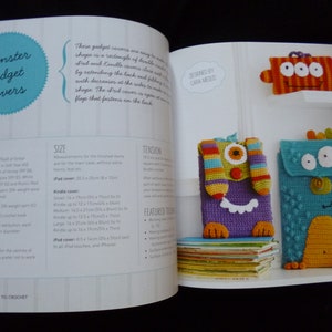 Mollie Makes How to Crochet Book for Beginners with 100 Techniques & 15 Easy Modern Projects image 6