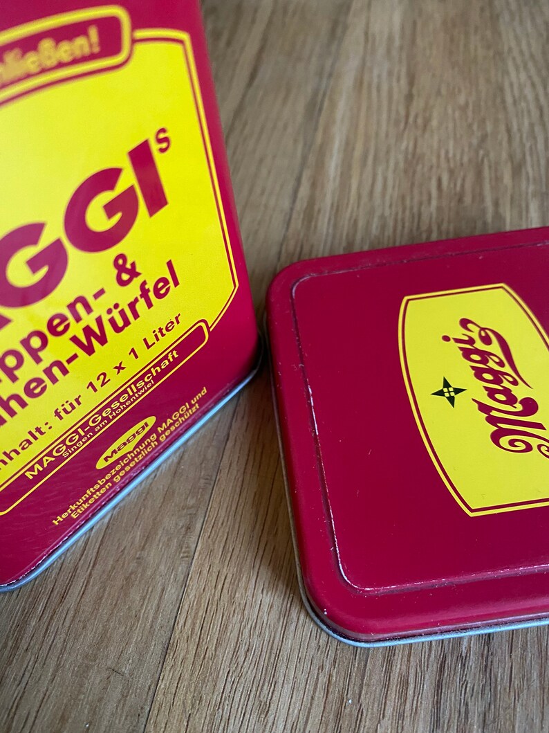 Retro Nostalgia Vintage Can by Maggi