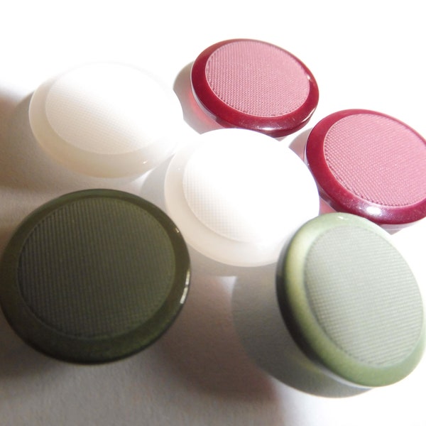 Lot de 6 jolis boutons bordeaux blancs ou verts 15 mm