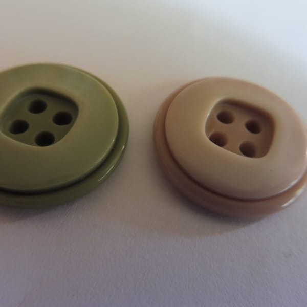 Lot de 5 boutons originaux vieux rose ou vert olive 22 mm