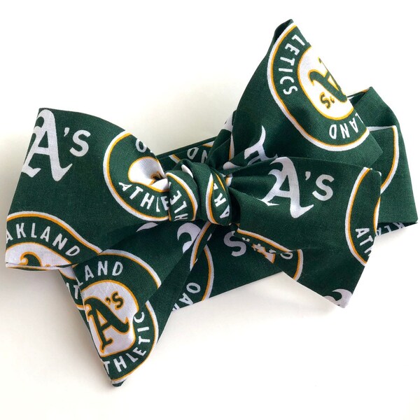 Oakland Athletics inspired bow// Athletics inspired bows// head wrap//headband