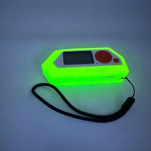 Premium Glow in the Dark Silicone Case For Flipper Zero + Wrist Lanyard