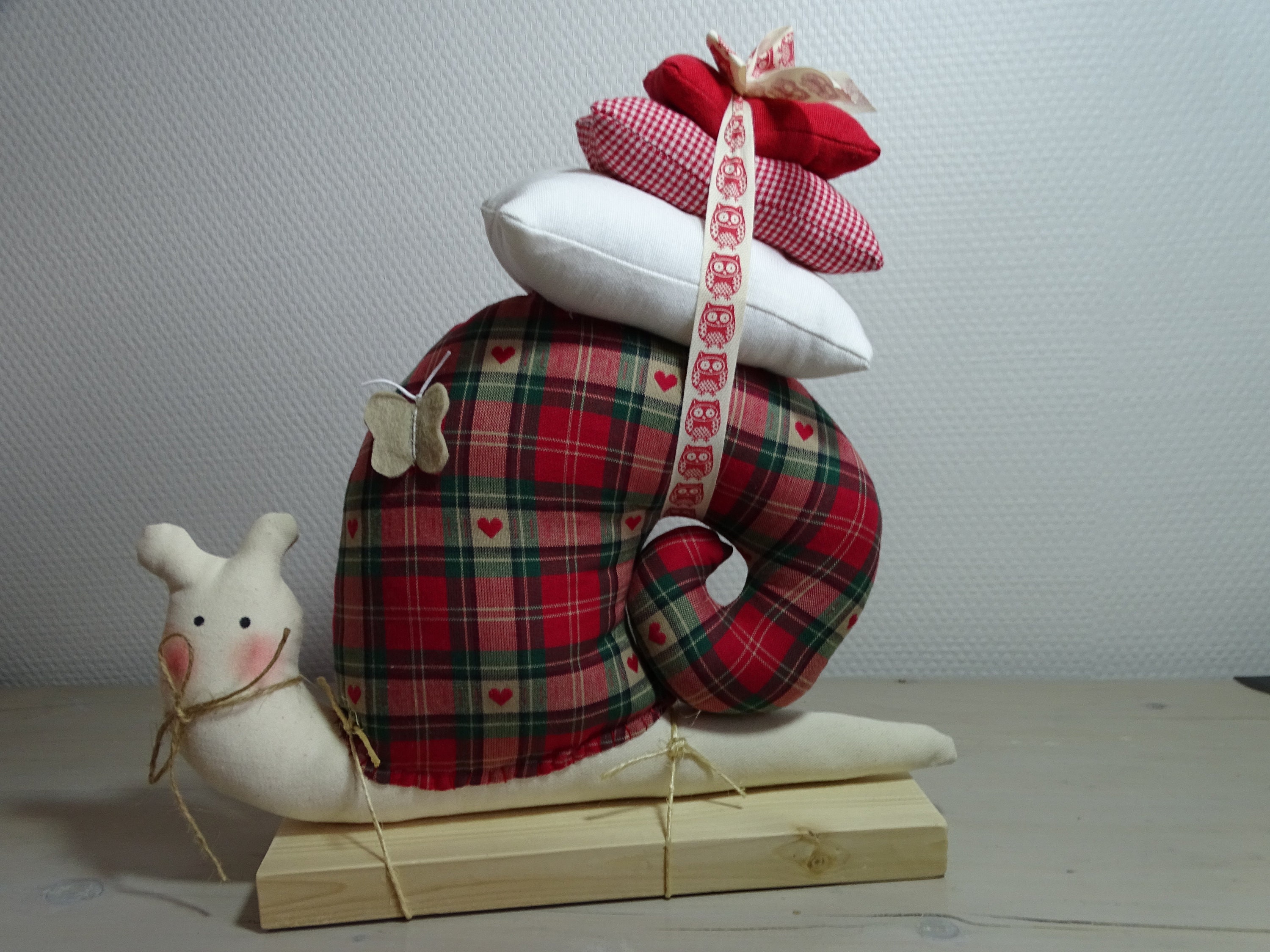 Escargot Tilda sur Son Socle Bois