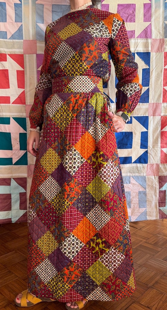 Handmade Patchwork  Midcentury Does Victorian Blo… - image 7