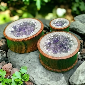 Custom Amethyst Plugs: handmade Custom wood plugs and tunnels made with purple amethyst for ear stretching