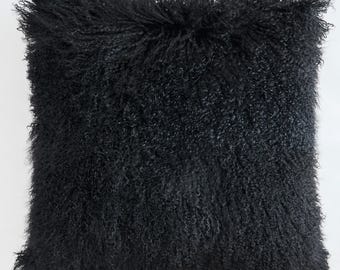 Funda de almohada de piel de cordero mongol negro - Cojín cuadrado de 56 cm