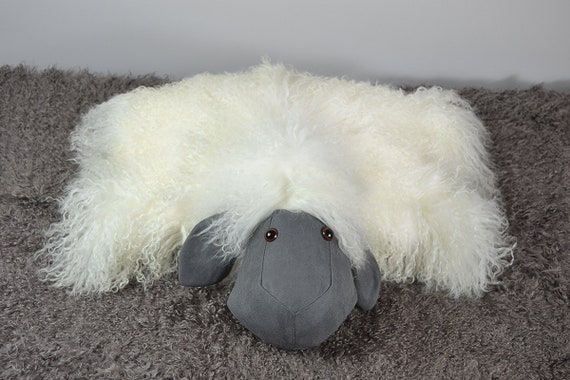 Lamb pillow pet discount