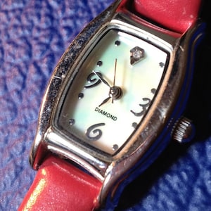 Diamond Ladies Watch Vintage Slender Genuine Leather Wrist Band Pre Owned New Battery..