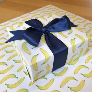 detail of banana giftwrap