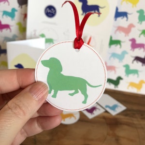 Teckelkaart en cadeaukaartjes • Direct afdrukbare download • Zelf afdrukken PDF • Kaart en zes cadeaukaartjes • Kleurrijke Weiner-honden