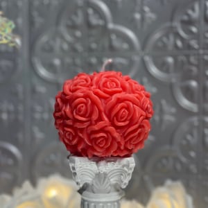 Red Flower Bouquet Candle