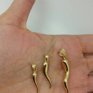 14k Solid Yellow Gold Italian Horn Pendant, Italian Horn Charm, Gold Horn Pendant, Everyday Gold Pendant, Charm,