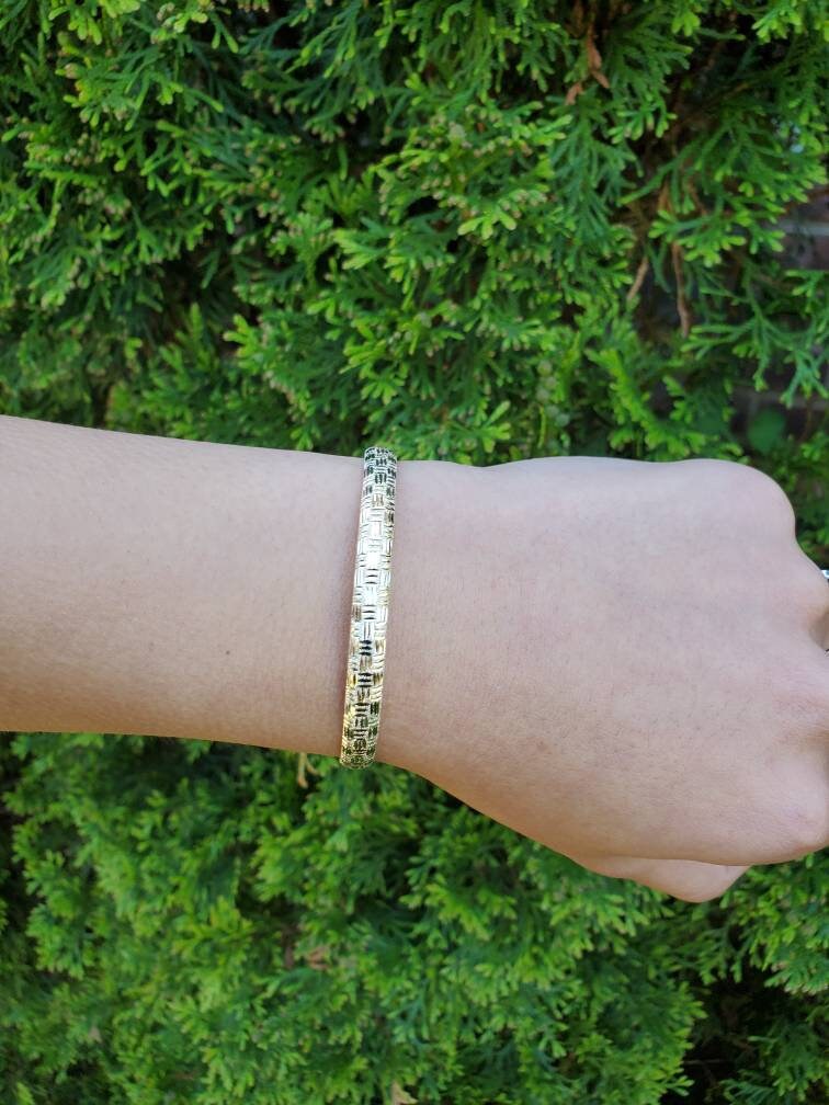 10k Yellow Gold Bangle Bracelet,diamond Cut Bangle,stacking 10k Yellow Gold Bangle Bracelet,diamond Cut Bangle,stacking