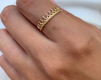 14k Solid Yellow Mini Crown Ring,Princess Crown Ring, Tiara Ring, Real Gold Ring, Queen Ring, Dainty Crown Ring,Everyday Ring,Gift for Her