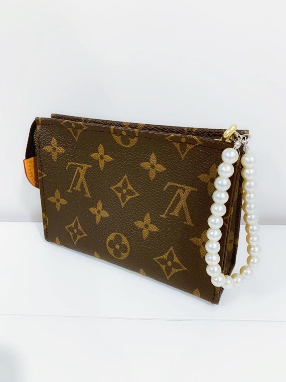 small handbag with chain strap