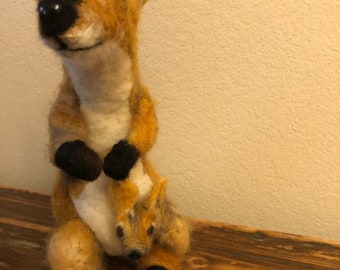 Felted animals Kangaroo with Joey