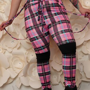 Signature Plaid Lycra Pants