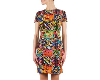 Vestido tubo con estampado barroco abstracto multicolor de Versus Versace, talla IT 42