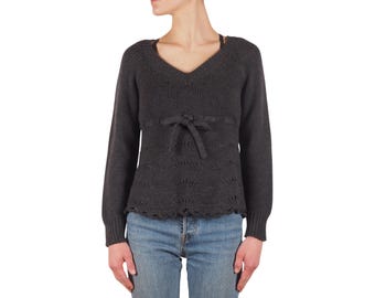 Jersey de cuello en V con detalle de lazo, de mezcla de lana gris carbón de Valentino